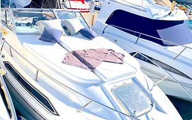 Barco Sihnny - Puerto Colon